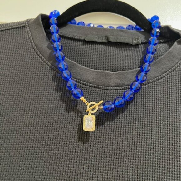 NWOT Saule Coblat Pendant Necklace w/Czech Glass Beads, Gold Clasp & Dustbag. - Picture 5 of 5